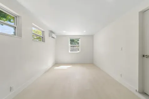 5221 Sw 28th Avenue Dania Beach FL 33312