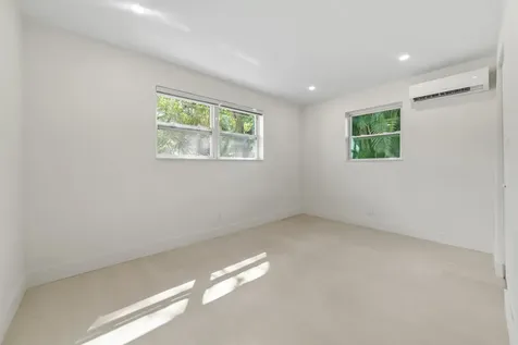 5221 Sw 28th Avenue Dania Beach FL 33312