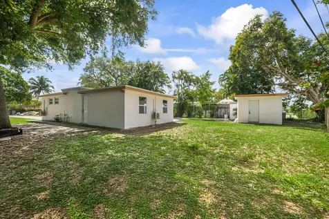 5221 Sw 28th Avenue Dania Beach FL 33312
