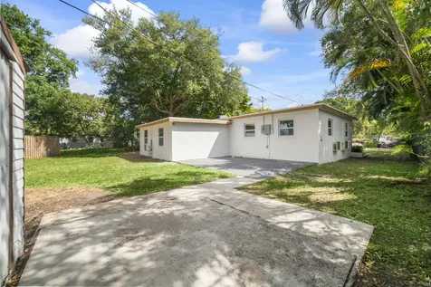 5221 Sw 28th Avenue Dania Beach FL 33312