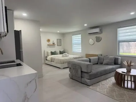 5221 Sw 28th Avenue Dania Beach FL 33312
