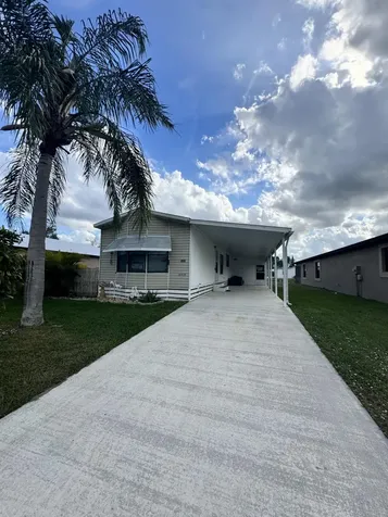 14415 Isla Flores Avenue Fort Pierce FL 34951