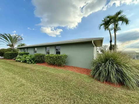 1240 Stillwell Road Belle Glade FL 33430