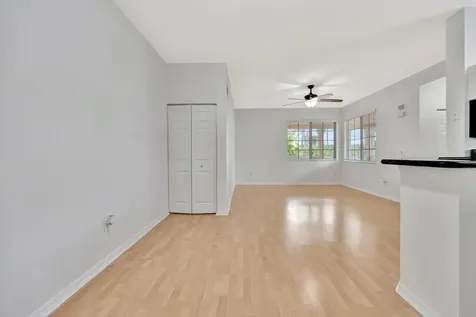 1561 Se Pomeroy Street Stuart FL 34997