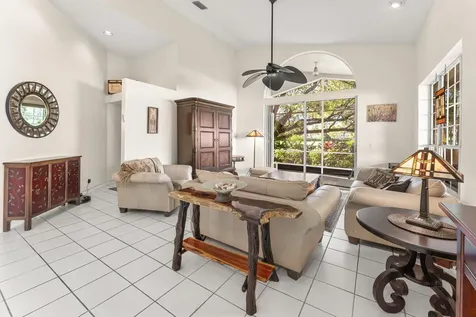 6861 Briarlake Circle Palm Beach Gardens FL 33418