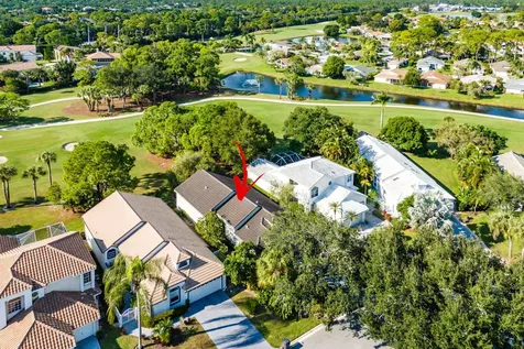 6861 Briarlake Circle Palm Beach Gardens FL 33418
