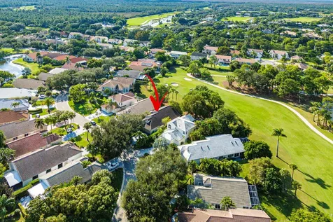 6861 Briarlake Circle Palm Beach Gardens FL 33418