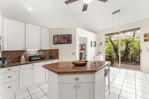 6861 Briarlake Circle Palm Beach Gardens FL 33418