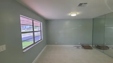 2802 Crown Court Delray Beach FL 33445