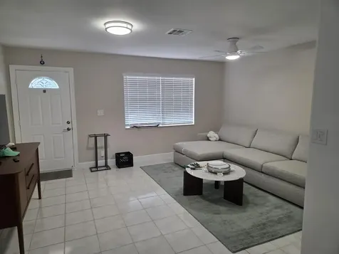 2802 Crown Court Delray Beach FL 33445