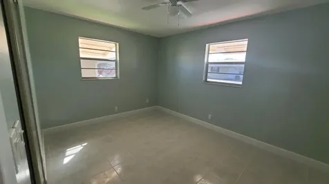 2802 Crown Court Delray Beach FL 33445