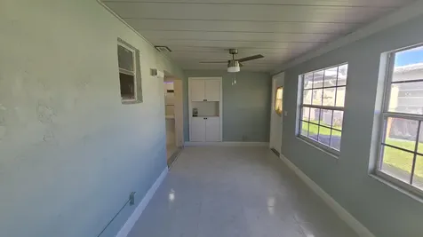 2802 Crown Court Delray Beach FL 33445