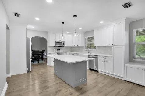 15541 80th Lane The Acreage FL 33470