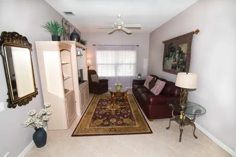 324 Nw Breezy Point Loop Port Saint Lucie FL 34986