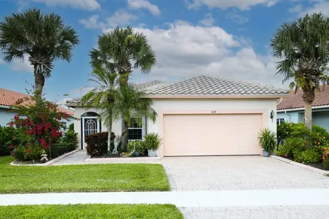 324 Nw Breezy Point Loop Port Saint Lucie FL 34986