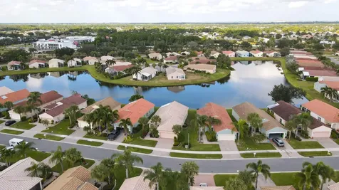 324 Nw Breezy Point Loop Port Saint Lucie FL 34986