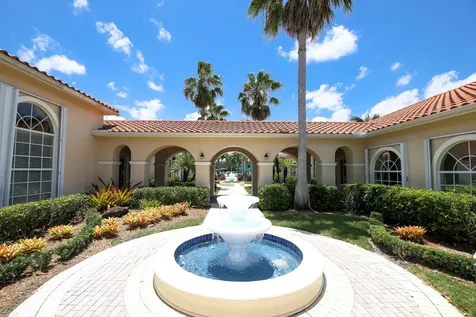 324 Nw Breezy Point Loop Port Saint Lucie FL 34986