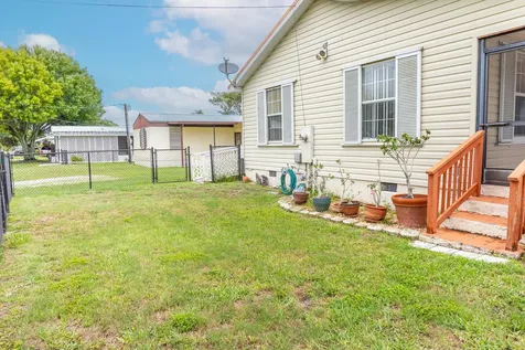 1185 Rosebud Avenue Okeechobee FL 34974