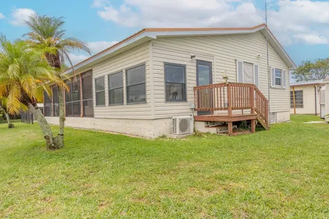1185 Rosebud Avenue Okeechobee FL 34974