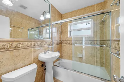6901 Sw 27th Street Miramar FL 33023