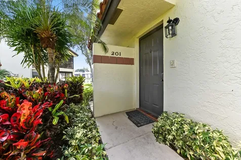 10247 N Circle Lake Drive Boynton Beach FL 33437