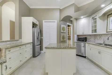 9328 Scarborough Court Port Saint Lucie FL 34986