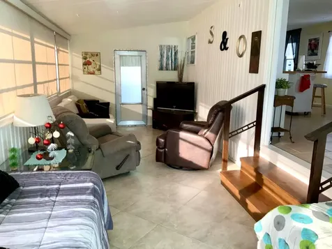 507 Alamanda Lane Deerfield Beach FL 33442