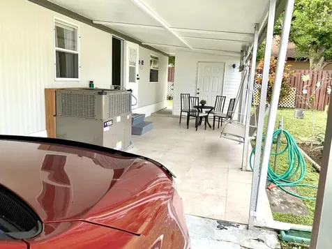 507 Alamanda Lane Deerfield Beach FL 33442
