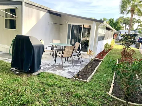 507 Alamanda Lane Deerfield Beach FL 33442