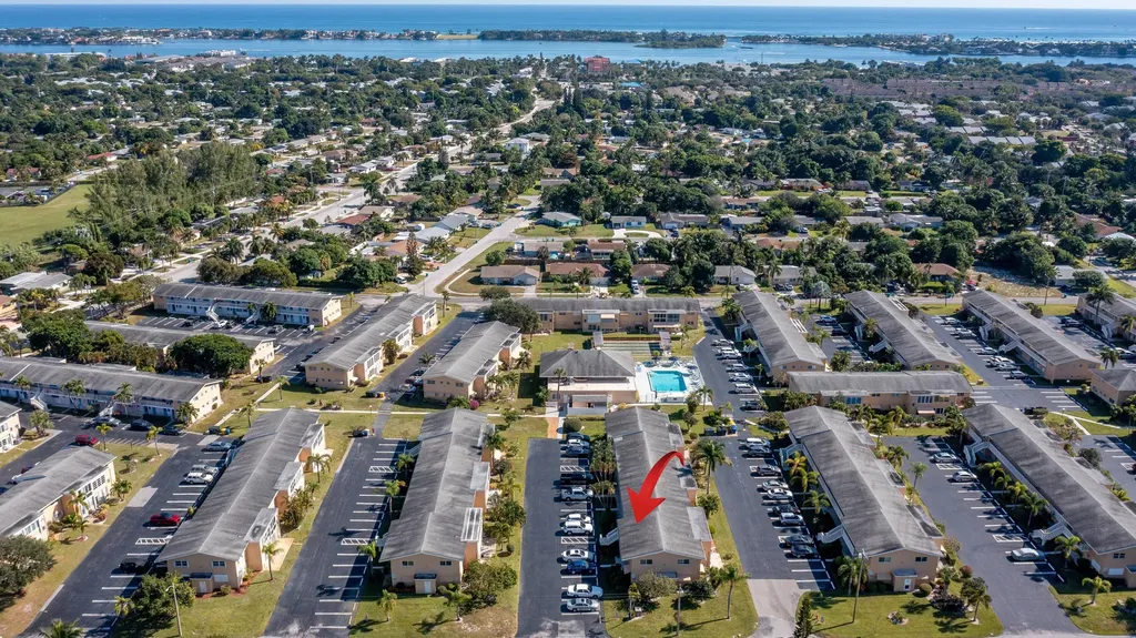 2164 Ne 1st Way Boynton Beach FL 33435