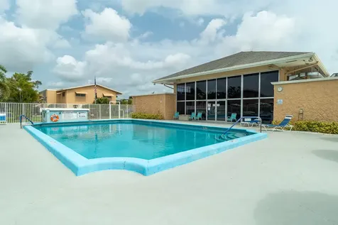 2164 Ne 1st Way Boynton Beach FL 33435