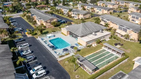 2164 Ne 1st Way Boynton Beach FL 33435