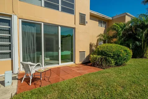 2164 Ne 1st Way Boynton Beach FL 33435