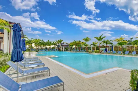 10405 Northbrook Circle Palm Beach Gardens FL 33412