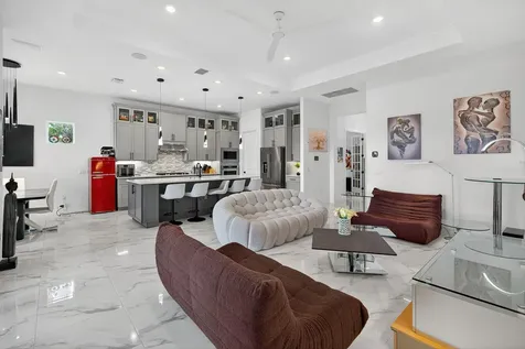 10405 Northbrook Circle Palm Beach Gardens FL 33412