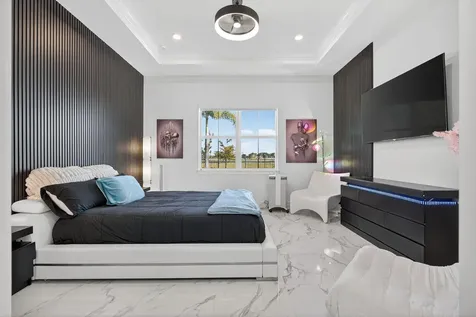 10405 Northbrook Circle Palm Beach Gardens FL 33412