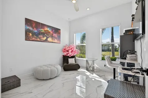 10405 Northbrook Circle Palm Beach Gardens FL 33412