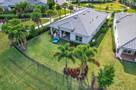 10405 Northbrook Circle Palm Beach Gardens FL 33412