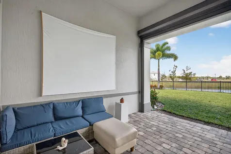 10405 Northbrook Circle Palm Beach Gardens FL 33412