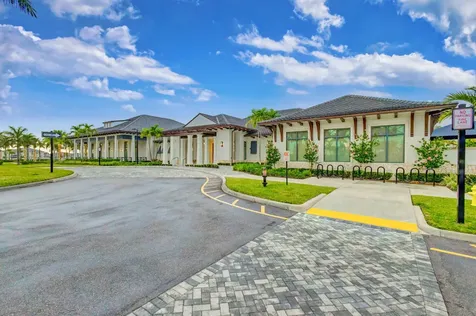 10405 Northbrook Circle Palm Beach Gardens FL 33412