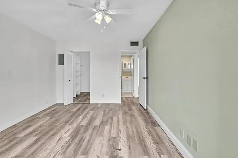365 Flanders Delray Beach FL 33484