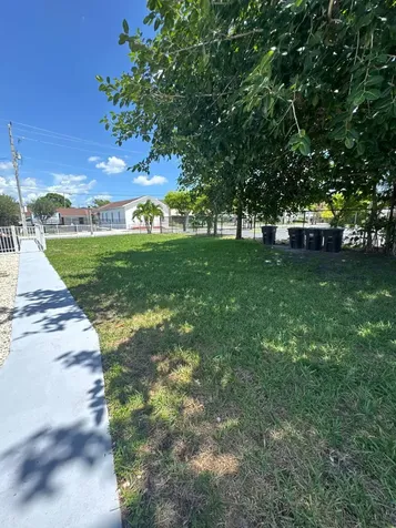914 3rd Street West Palm Beach FL 33401