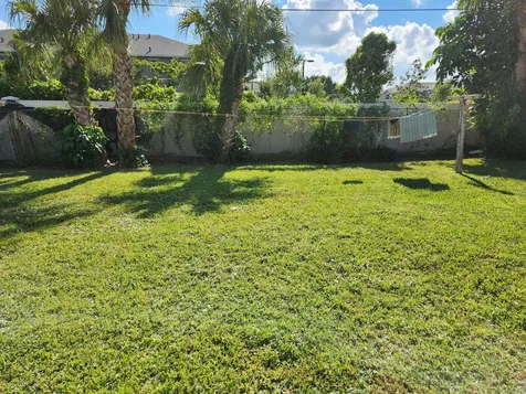65 W 34th Street Riviera Beach FL 33404