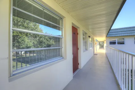 6 Vista Gardens Trail Vero Beach FL 32962