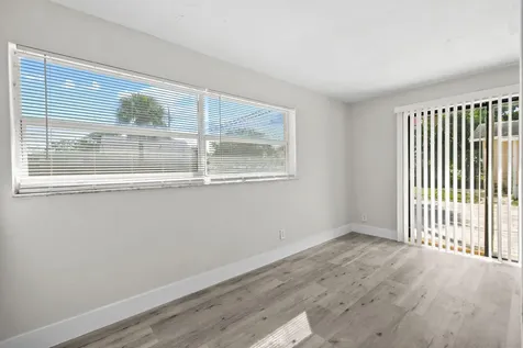 1301 W 25th Street Riviera Beach FL 33404