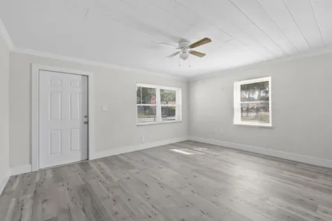 1301 W 25th Street Riviera Beach FL 33404