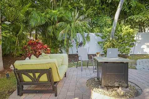 801 Nw 4th Avenue Boca Raton FL 33432