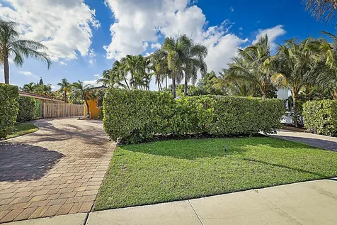 801 Nw 4th Avenue Boca Raton FL 33432