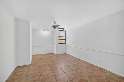 5280 N Ocean Drive Riviera Beach FL 33404