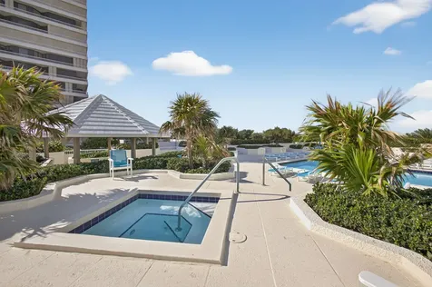 5280 N Ocean Drive Riviera Beach FL 33404